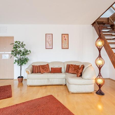 בודפשט Beautiful Apartment With Ac מראה חיצוני תמונה